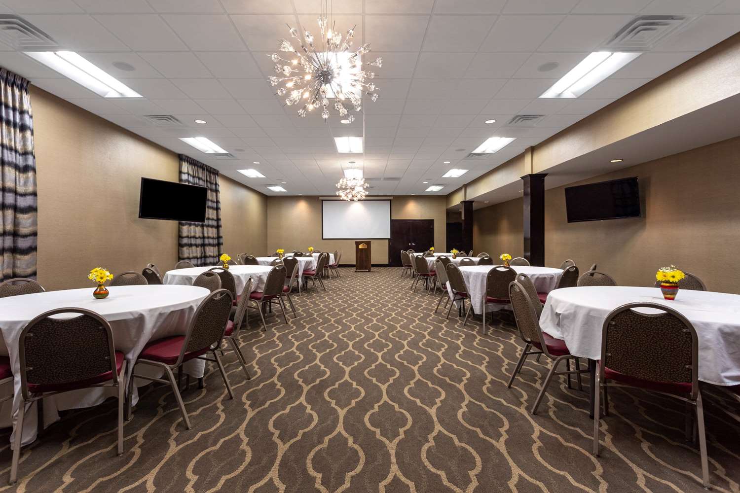 Wingate By Wyndham Macon 15/16