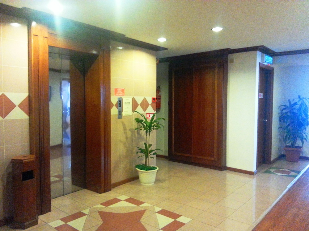 Sanbay Hotel 14/46