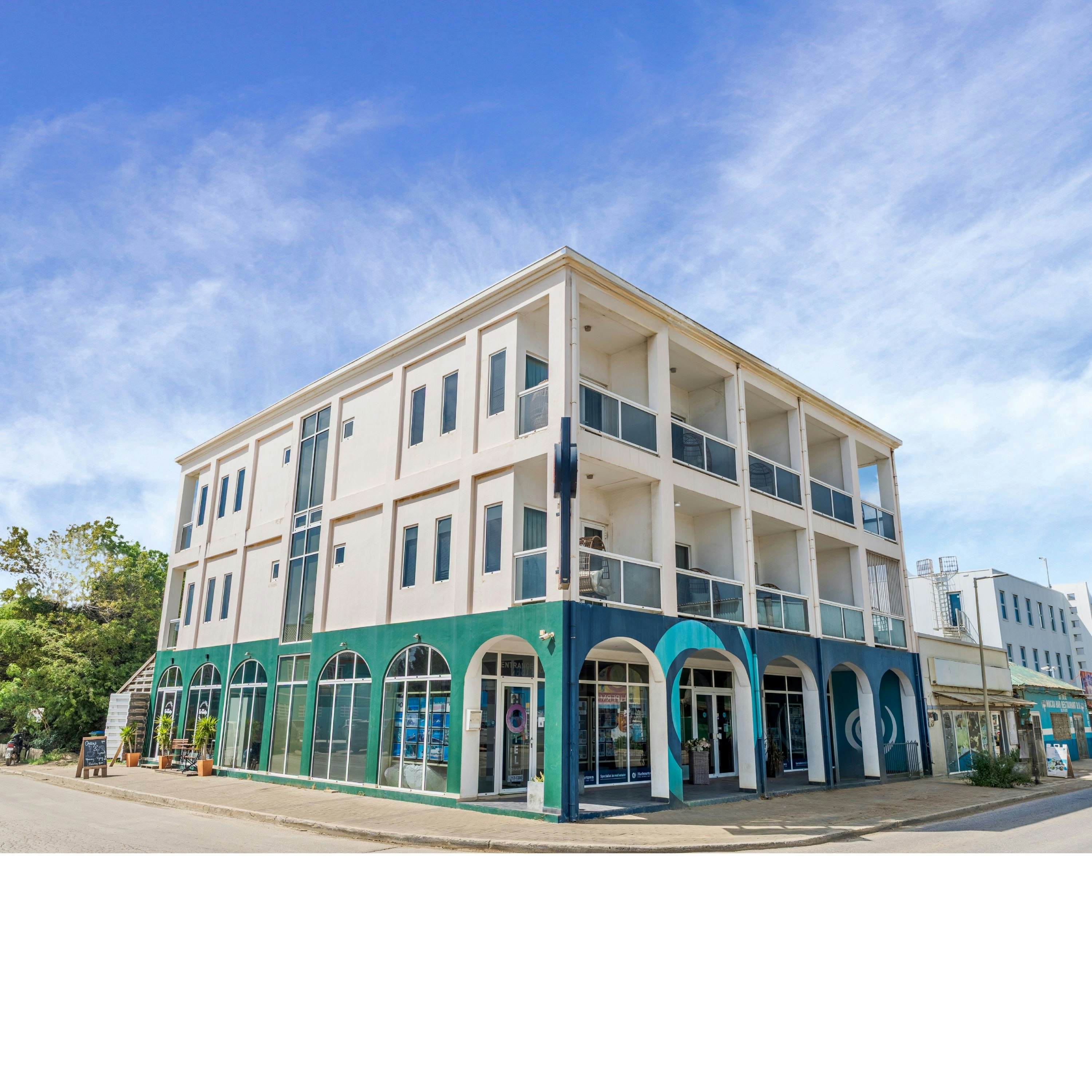 Central Hotel Bonaire 1/5
