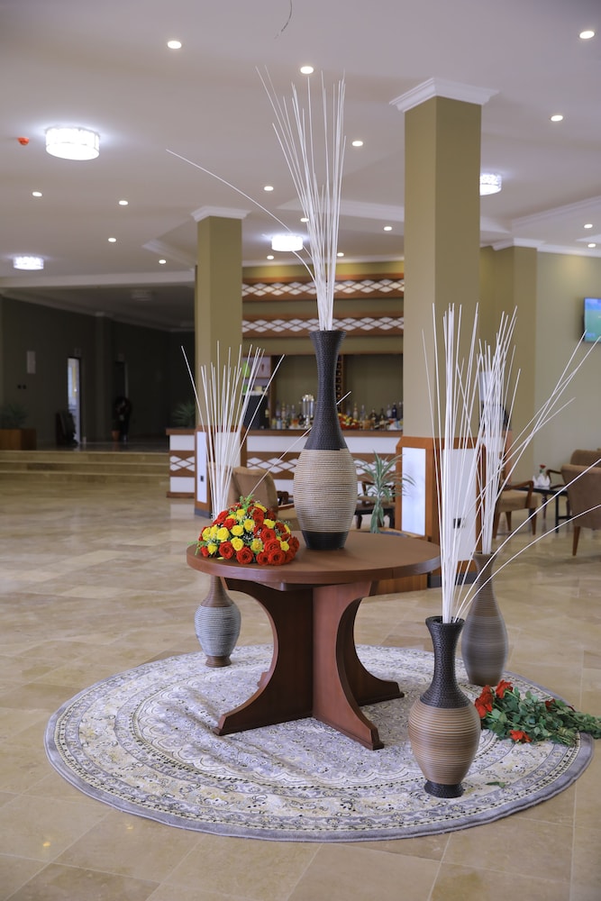 Haile Resort Adama 35/51