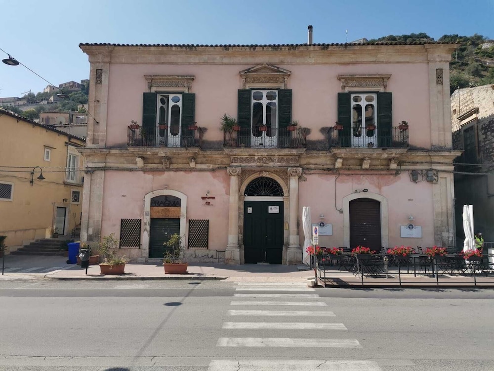 PALAZZO IL CAVALIERE B&B DE CHARME 5/68