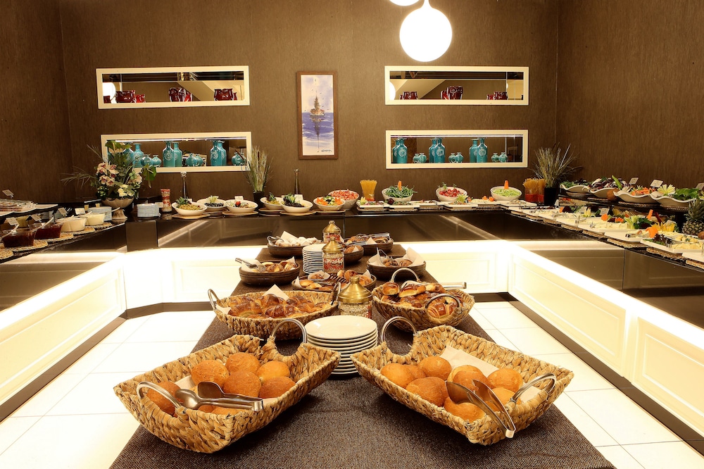 Grand Hotel Gulsoy 50/64