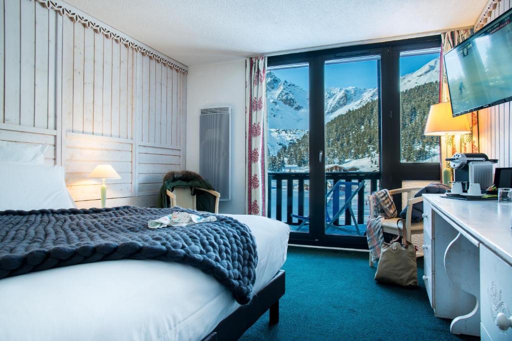 Superior, Double Bed, Lake View
