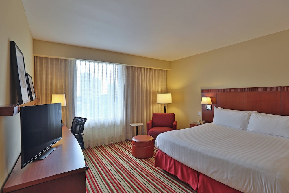 Room at Courtyard by Marriott Panama Multiplaza Mall, PANAMA