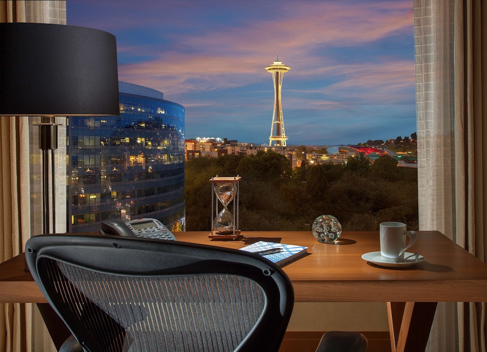 1 Hotel Seattle 38/84
