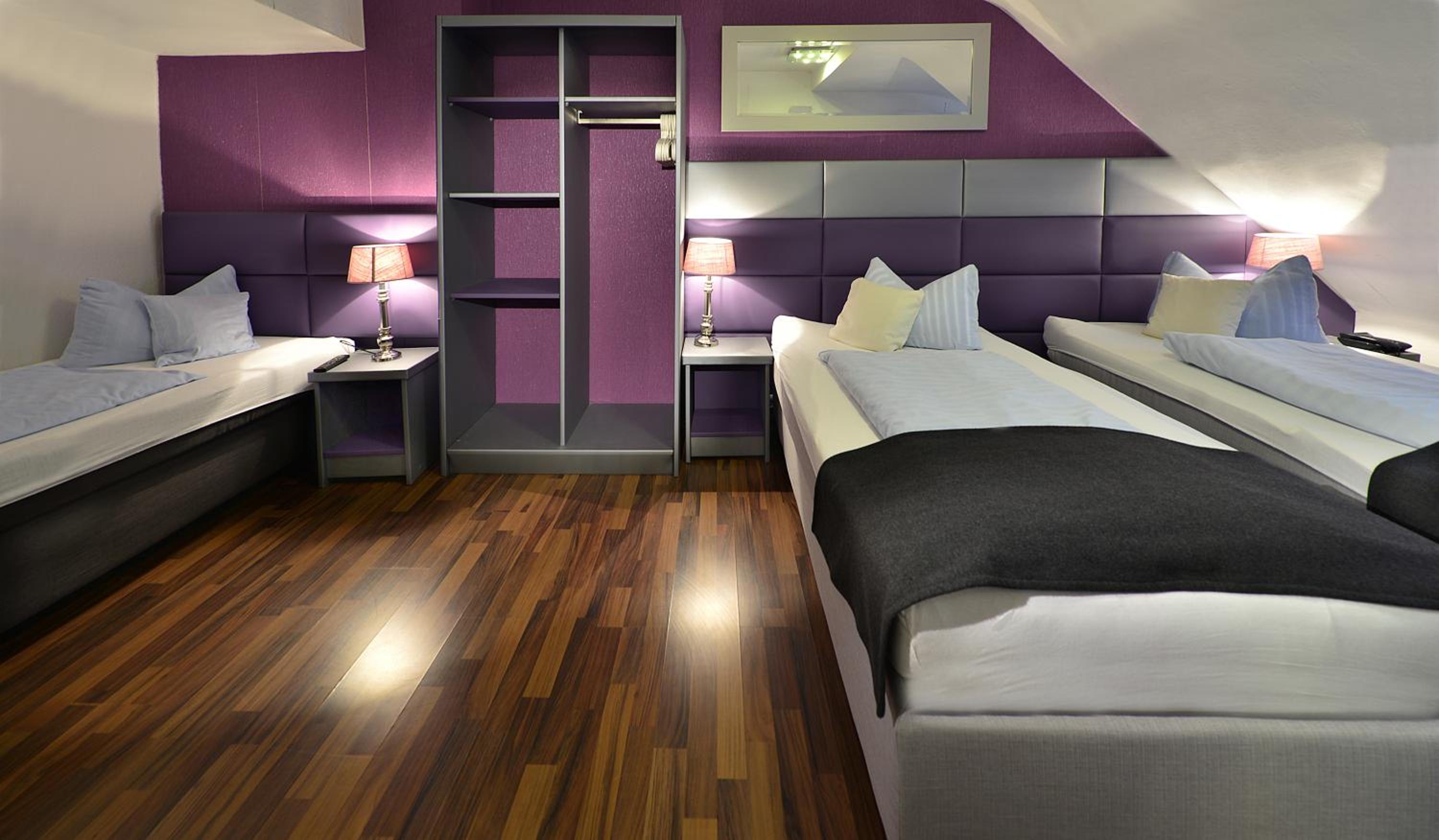 Hotel Am Wehrhahn 5/19