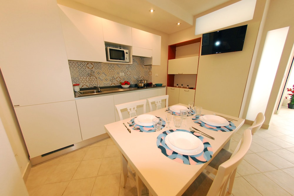 Beverly Park Residence 30/45