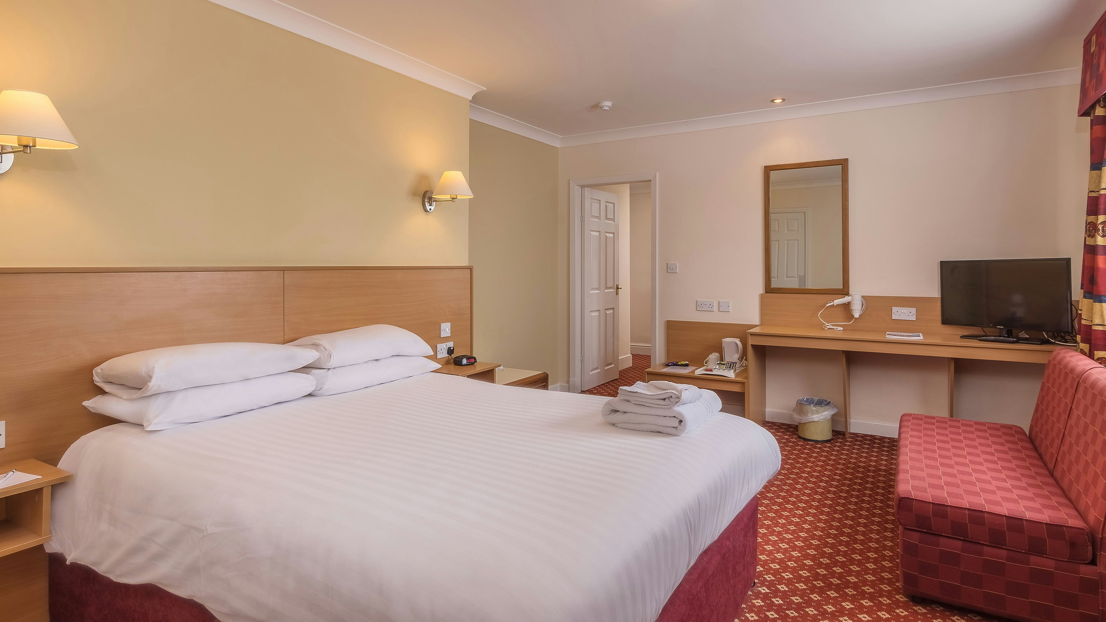 Belvilla Crewe Arms Hotel 19/50