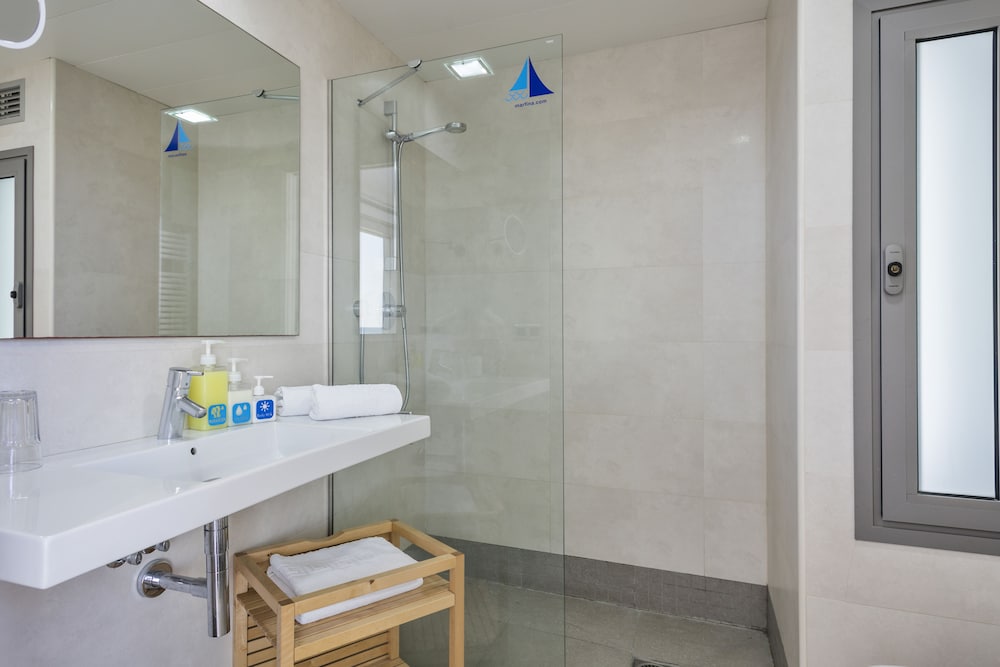 Apartaments Marfina 58/59