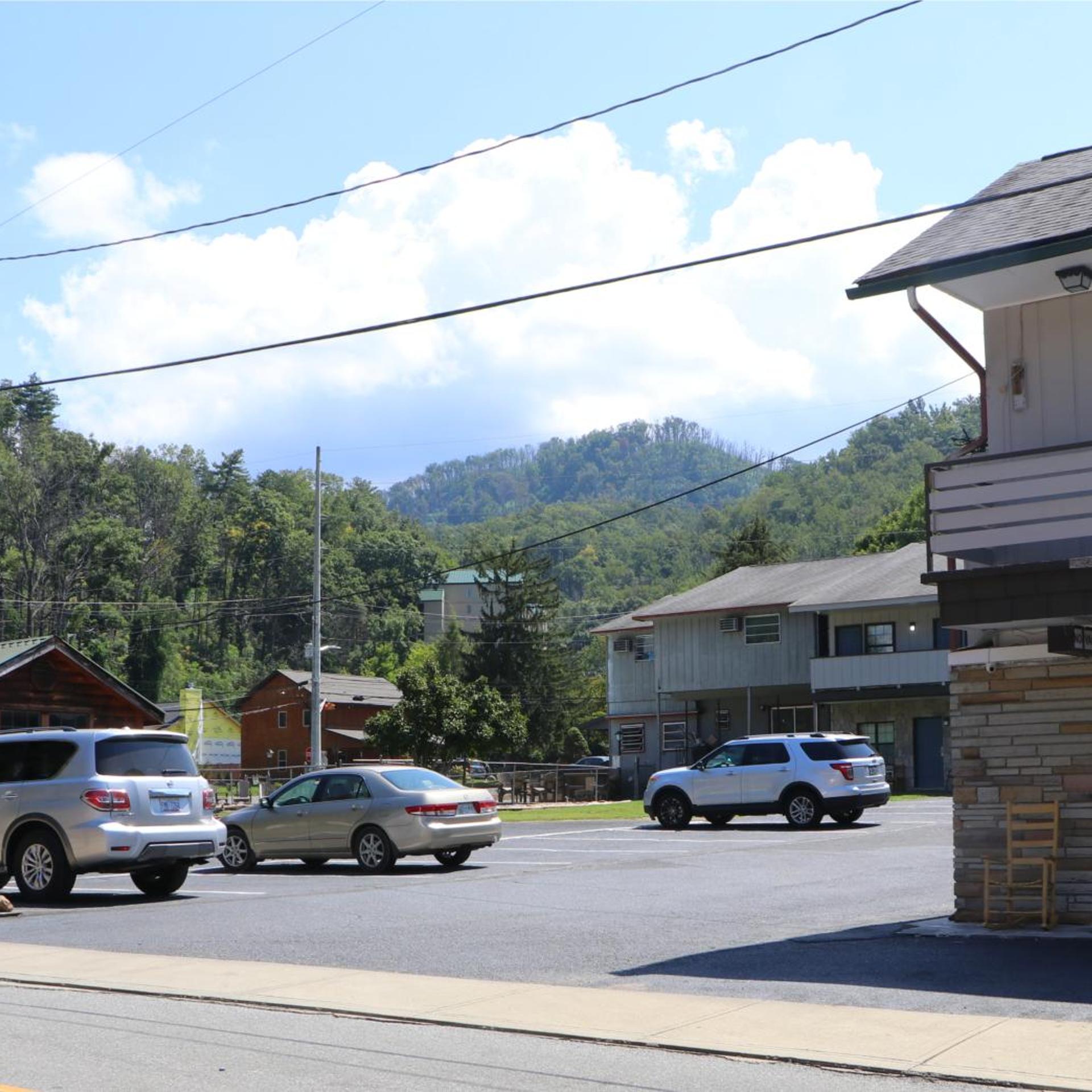 Bales Motel 18/26