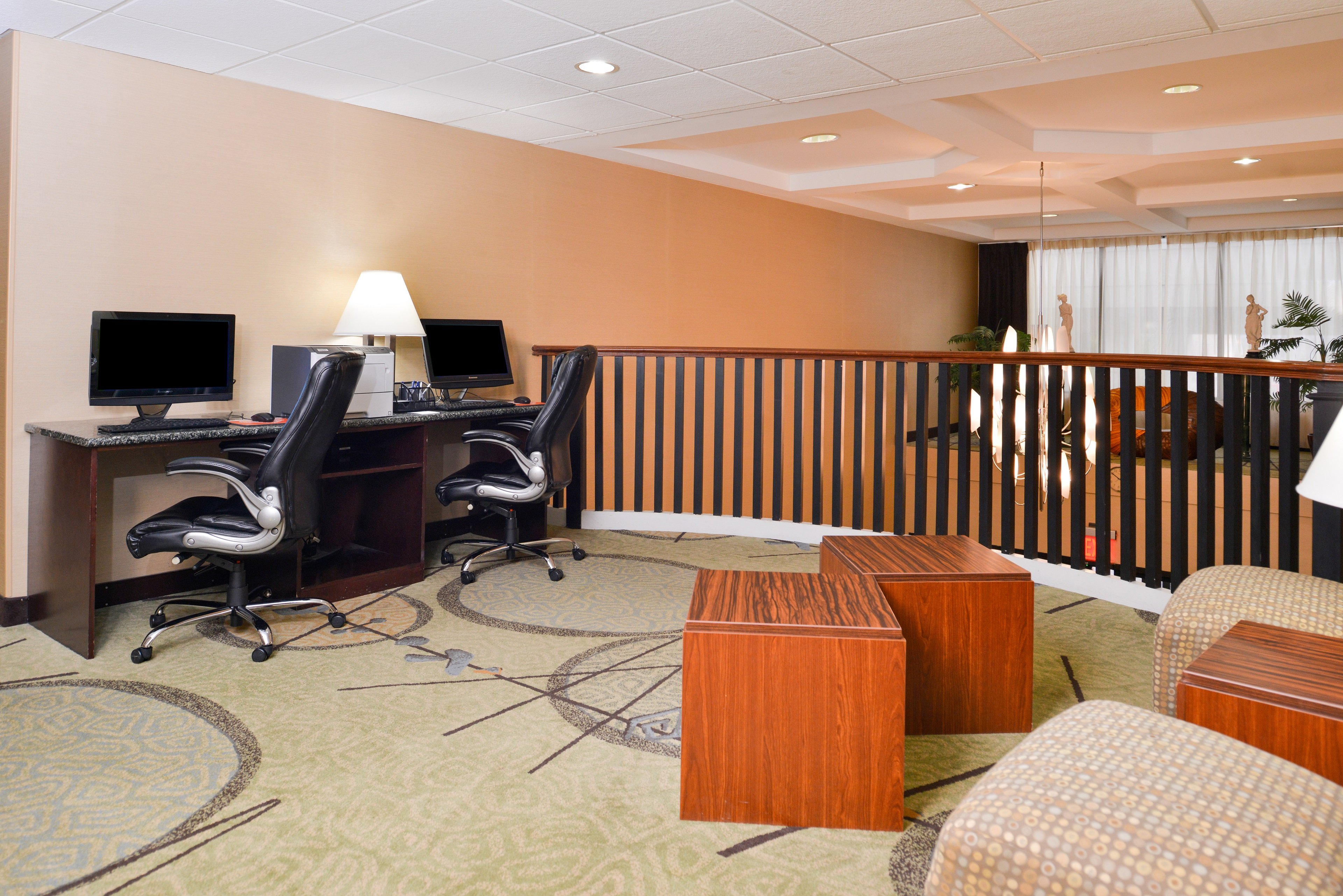 Holiday Inn Express Hotel Suites West Chester 69/76