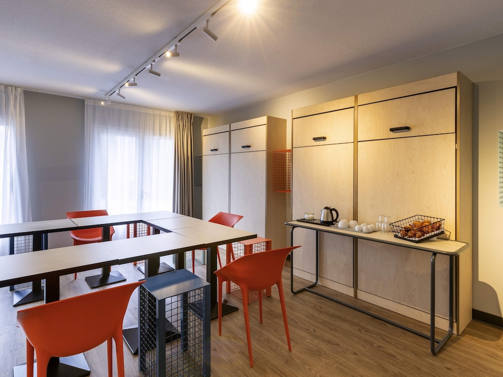 Ibis Budget Millau Viaduc 23/49