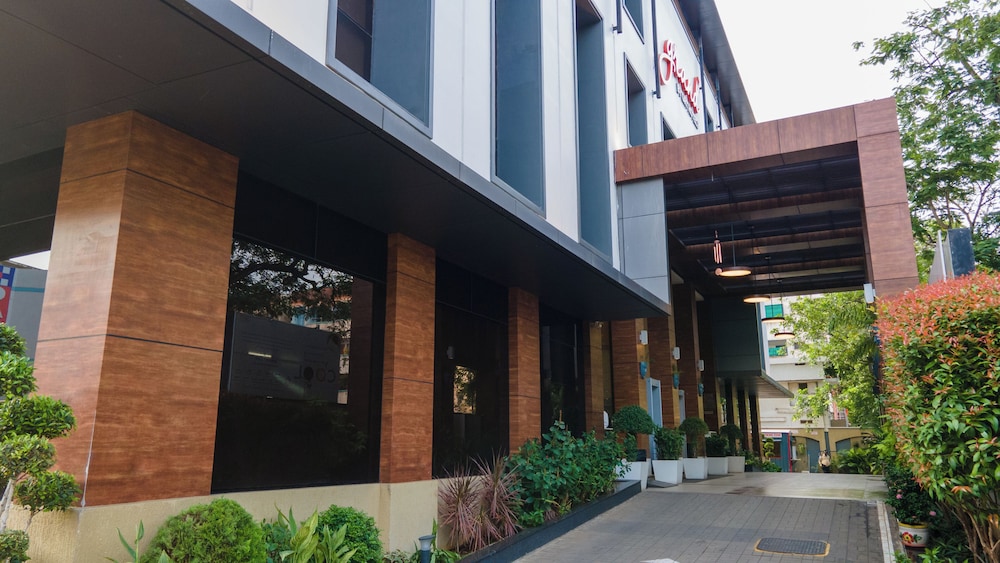 Grand Kakinada by GRT Hotels 1/57