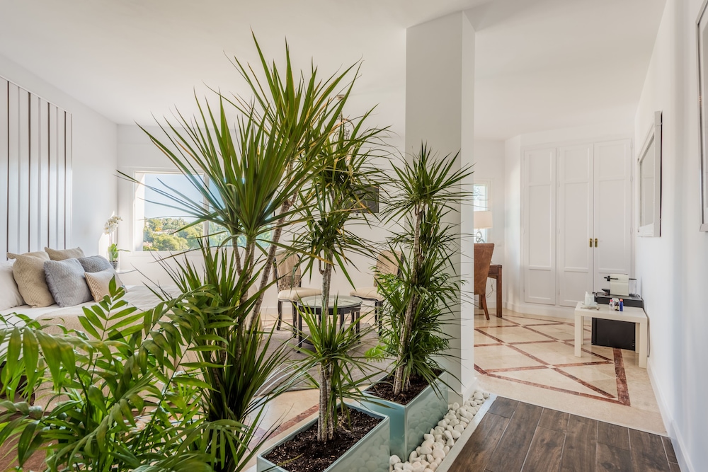 Molo 44 Suites Puerto Banus 43/85