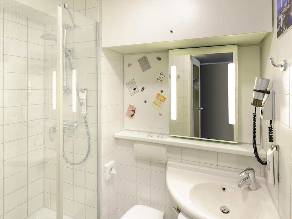 IBIS BERLIN MITTE HOTEL 72/73