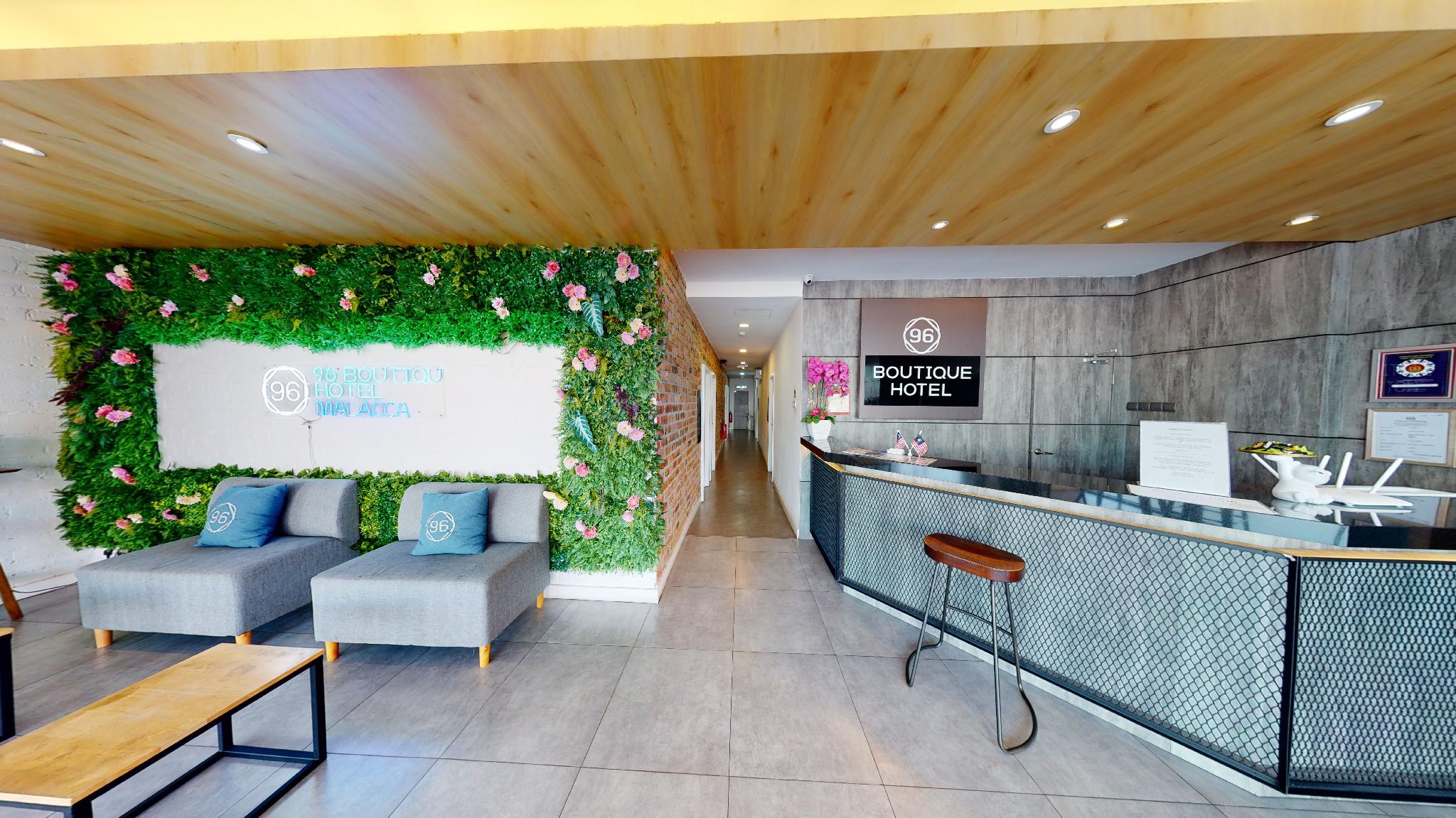96 Boutique Hotel 17/38