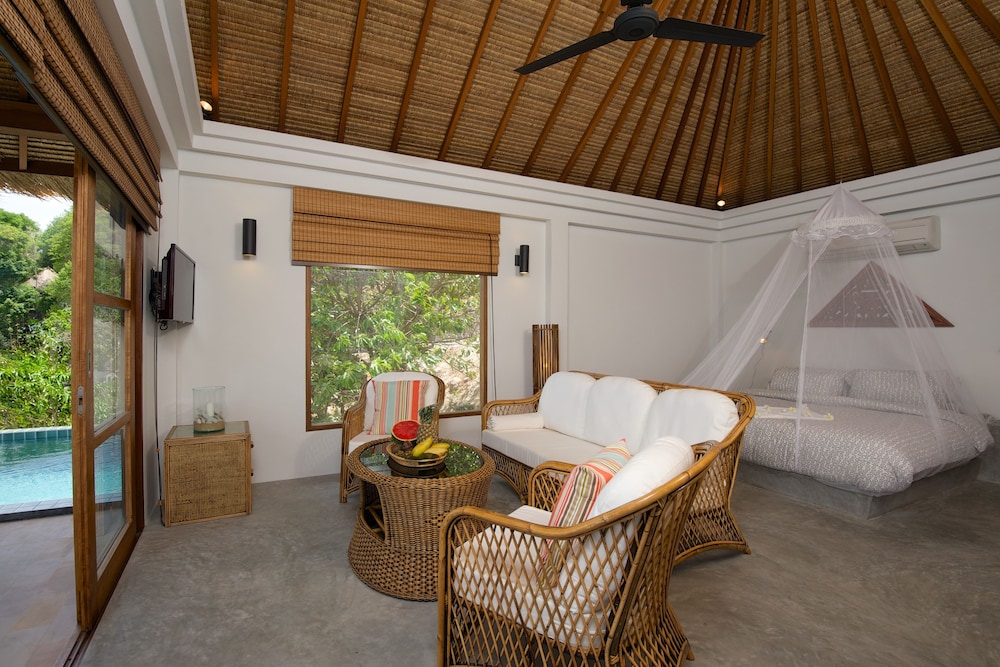 Cape Shark Pool Villas 11/50