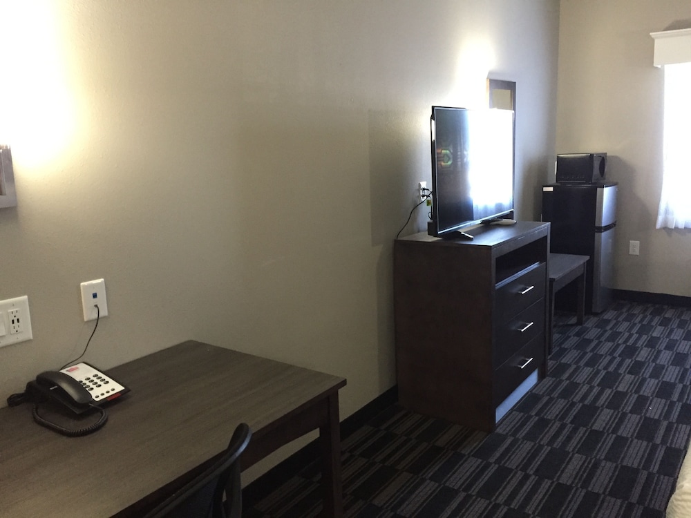 Home Inn And Suites 37/49