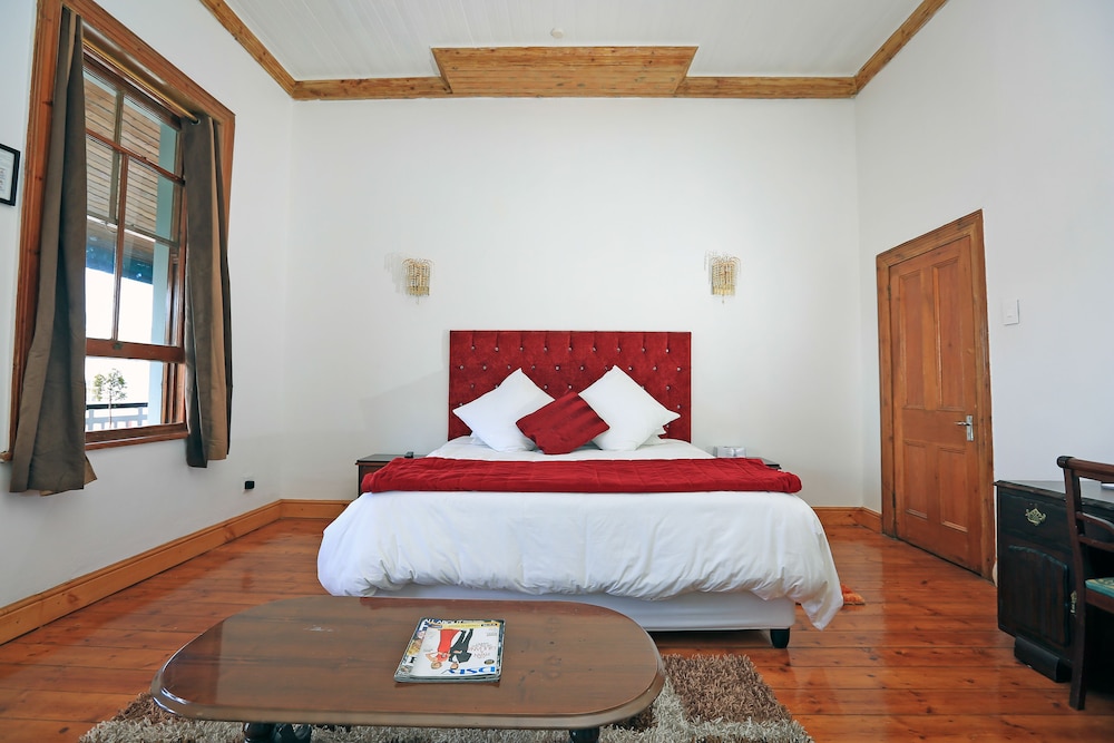 SUPERIOR, KING BED