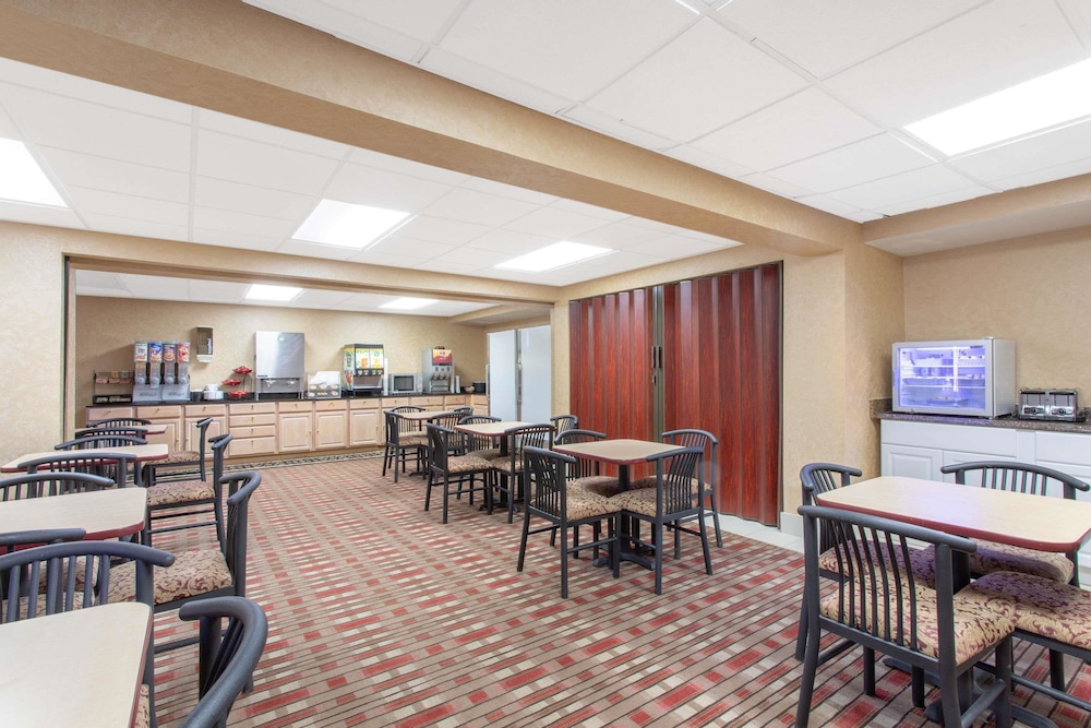 Ramada Limited Cockeysville 21/26