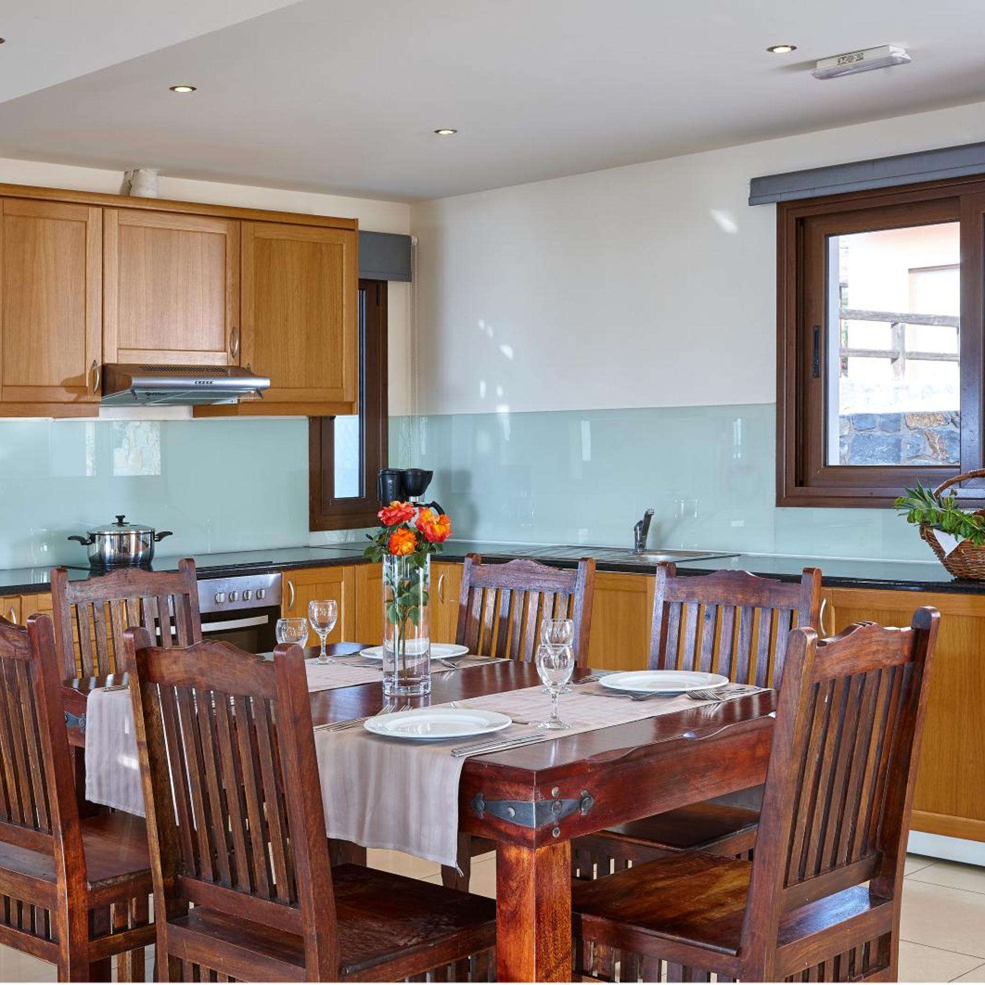 Vasia Villas 14/24