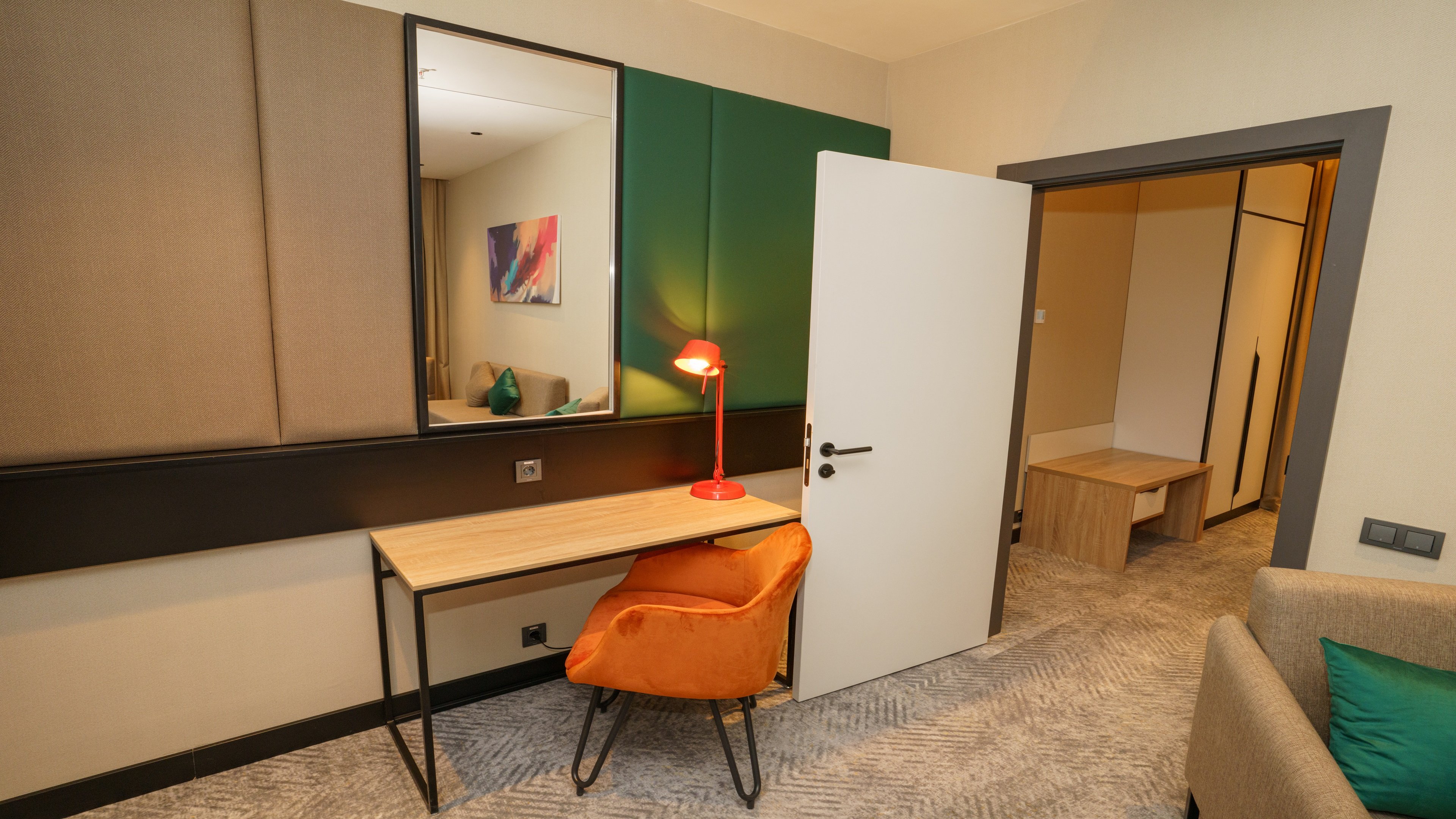 Holiday Inn Tashkent City 10/50