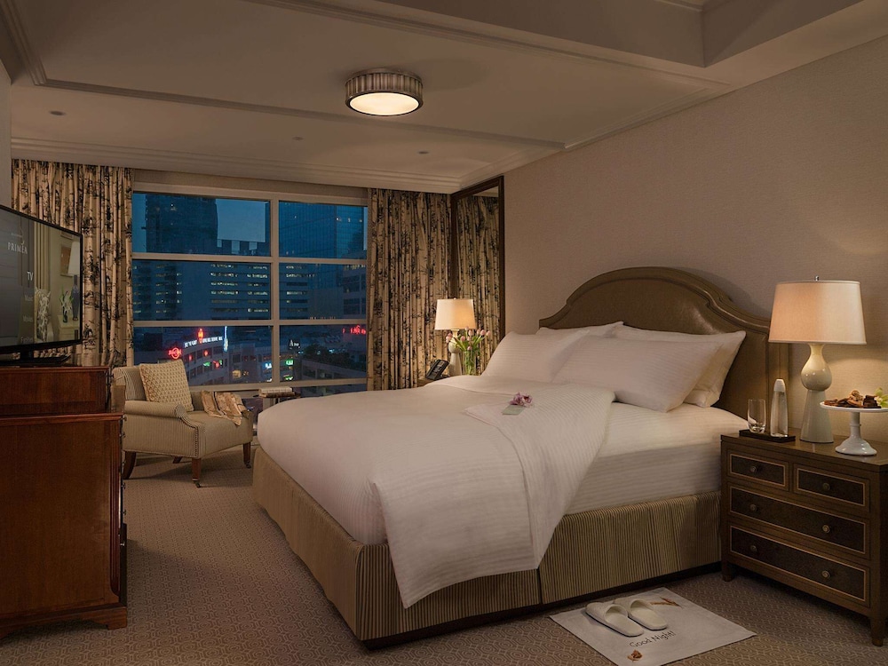 PRIMEA, SUITE, KING BED