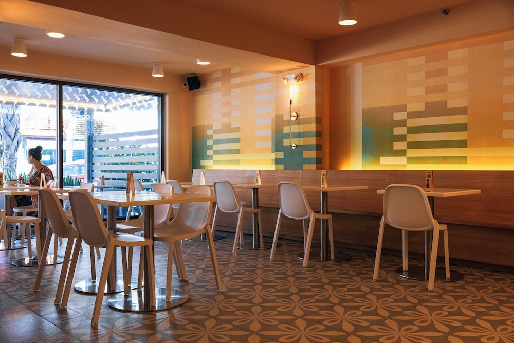 HiBird- Apartment and Suites Hotel 35/50