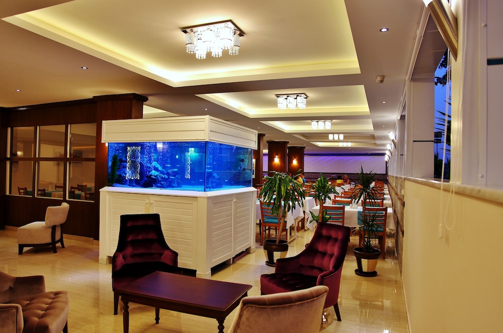 Mesut Hotel 30/45
