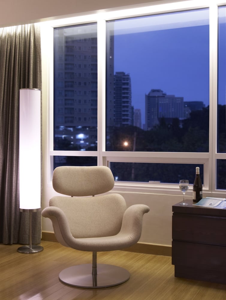 NH Bangkok Asoke 38/66