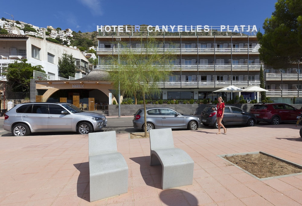 Hotel Canyelles Playa 39/48