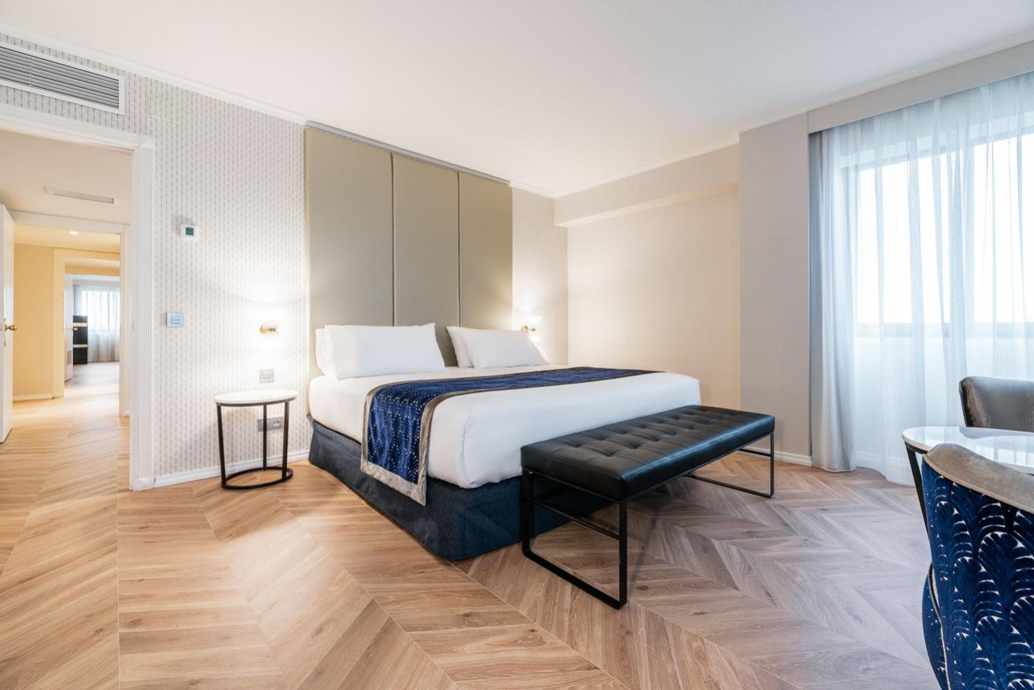 Premium, Double Bed