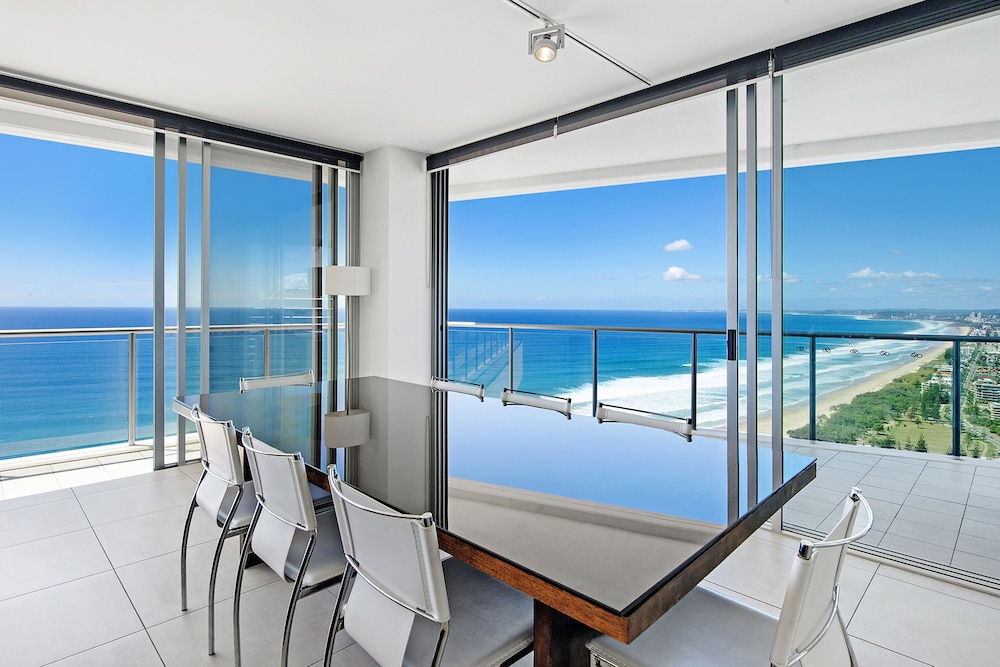 ULTIQA Air on Broadbeach 26/71