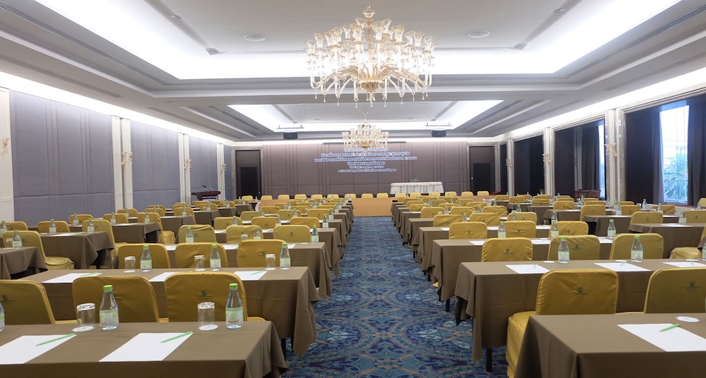 Krungsri River Hotel 40/50