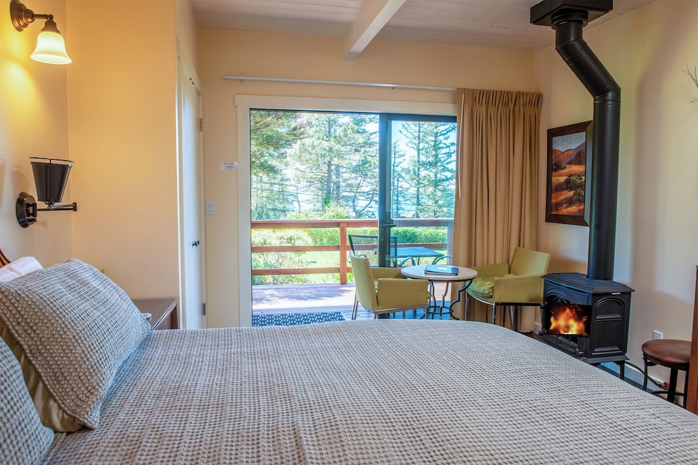 Inn at Buckhorn Cove 14/59