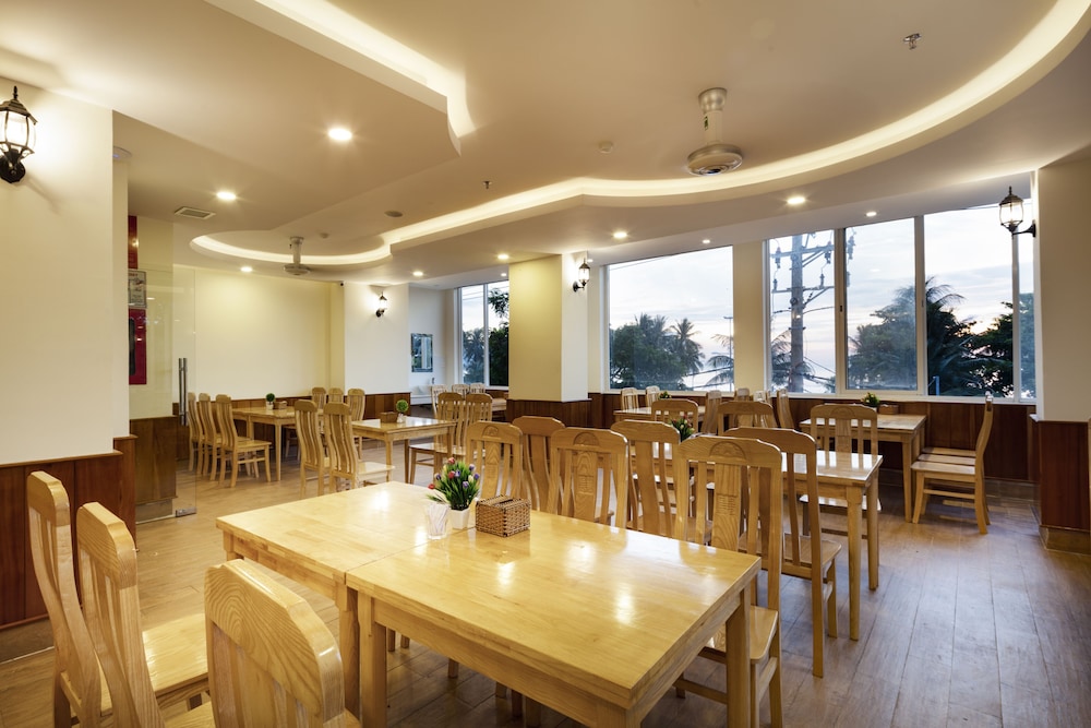 Quang Vinh Hotel 44/52