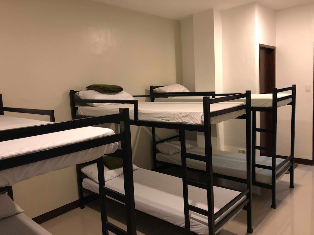 Golite Hostel 13/18