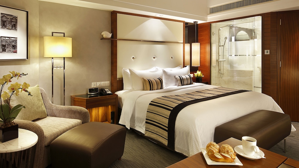 Intercontinental Shanghai Pudong 19/78