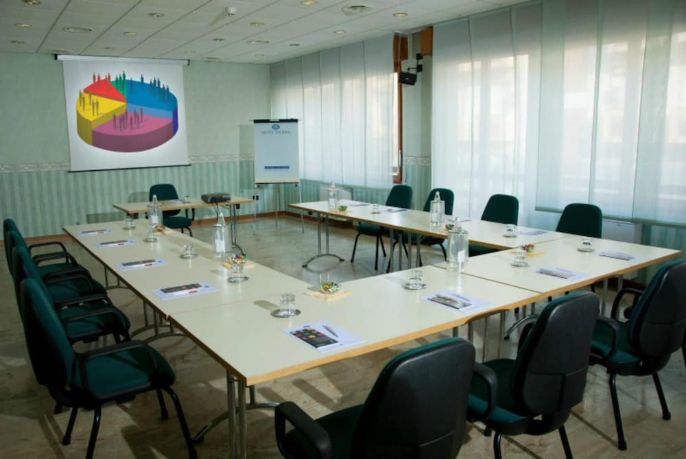 Hotel Touring Falconara Marittima 30/36