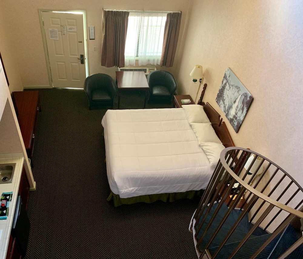 Yosemite View Lodge 14/50