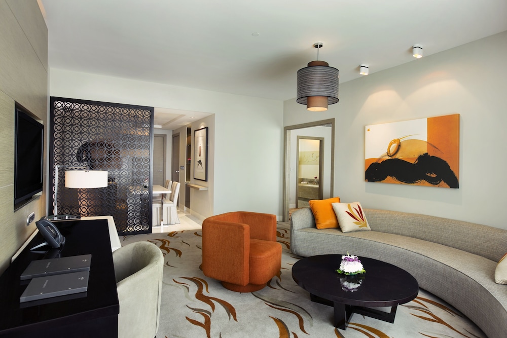 MILLENNIUM AL RAWDAH HOTEL (EX. MILLENNIUM CAPITAL GATE ABU DHABI) 52/70