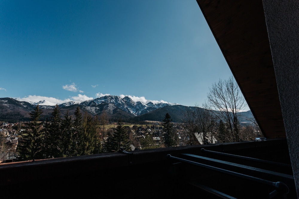 APARTAMENTY JAN - ZAKOPANE 9/62