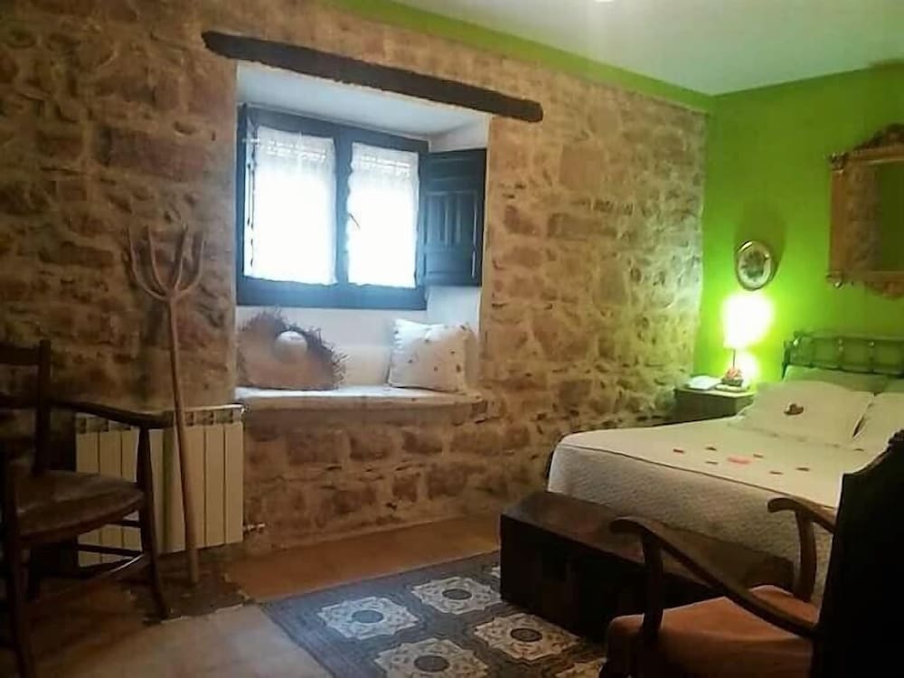 Palacio Guzmanes Hospederia Rural 33/64