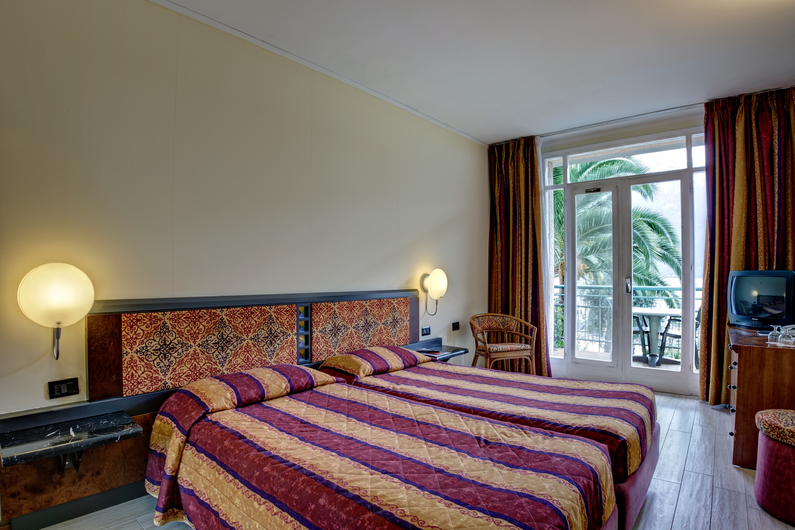 DOUBLE SUPERIOR ROOM