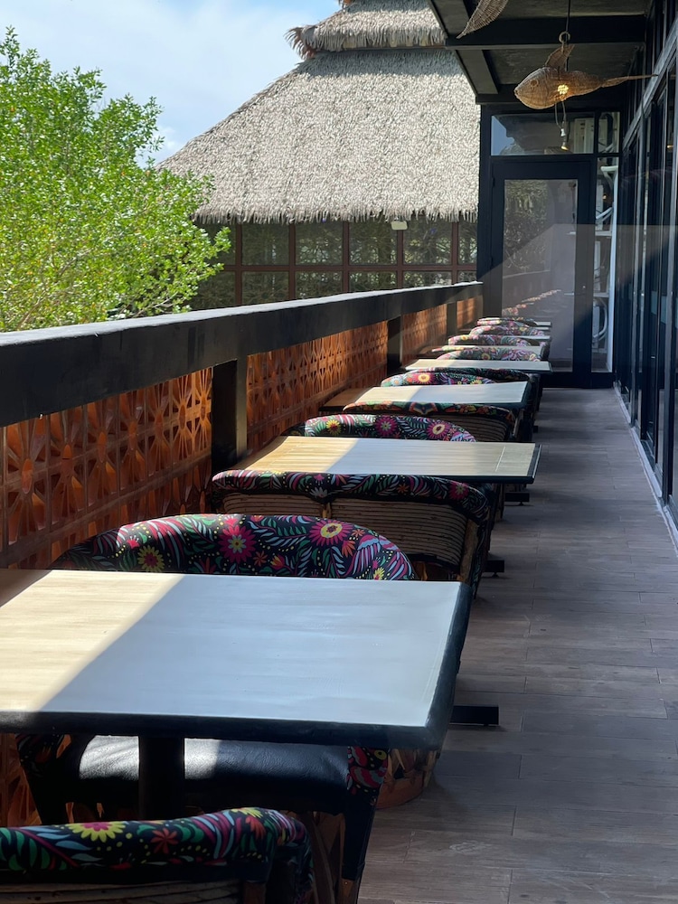 Akuazul Resorts Adults Only 43/50