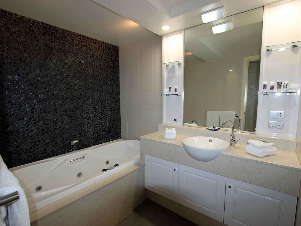 Mercure Hunter Valley Gardens 28/72