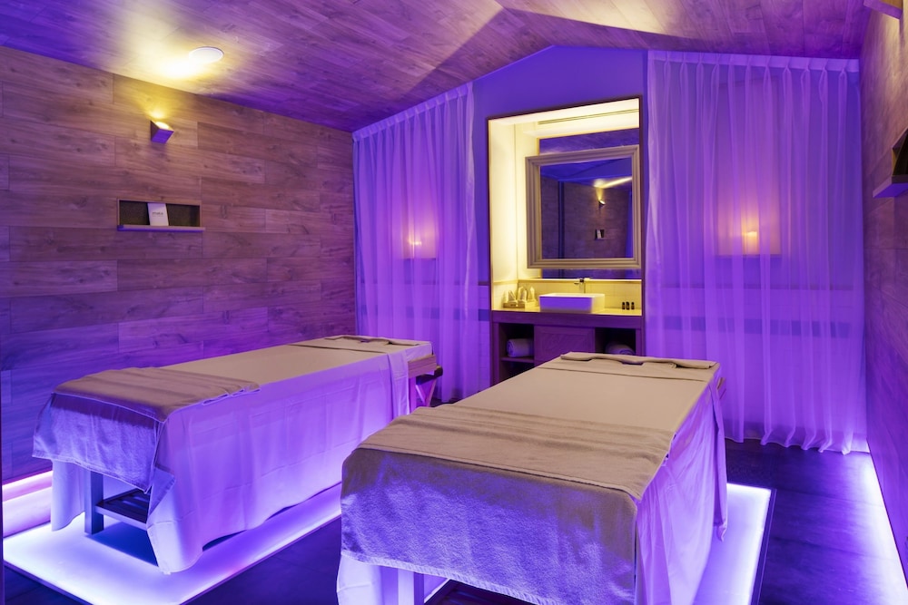 Fusion Suites Saigon 37/63