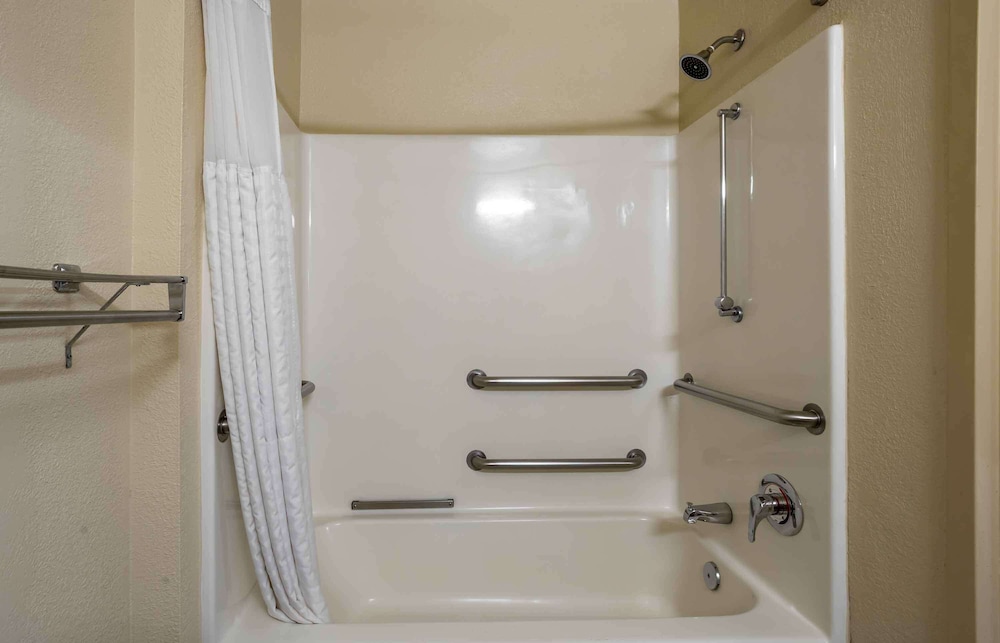 Extended Stay America Suites Somerset Franklin 50/50