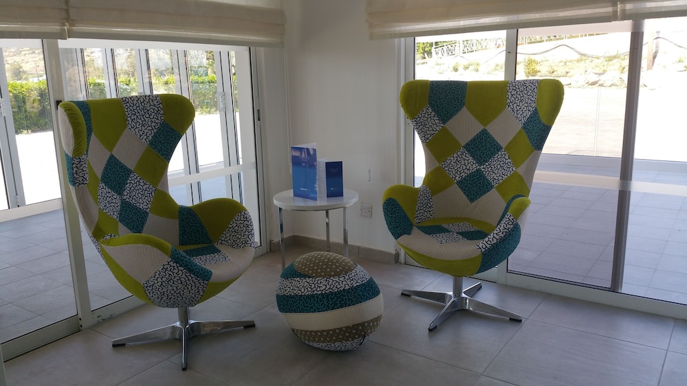 Maricas Boutique Hotel 40/65