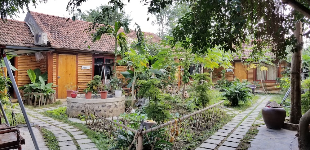 Green Peace Bungalow 44/50
